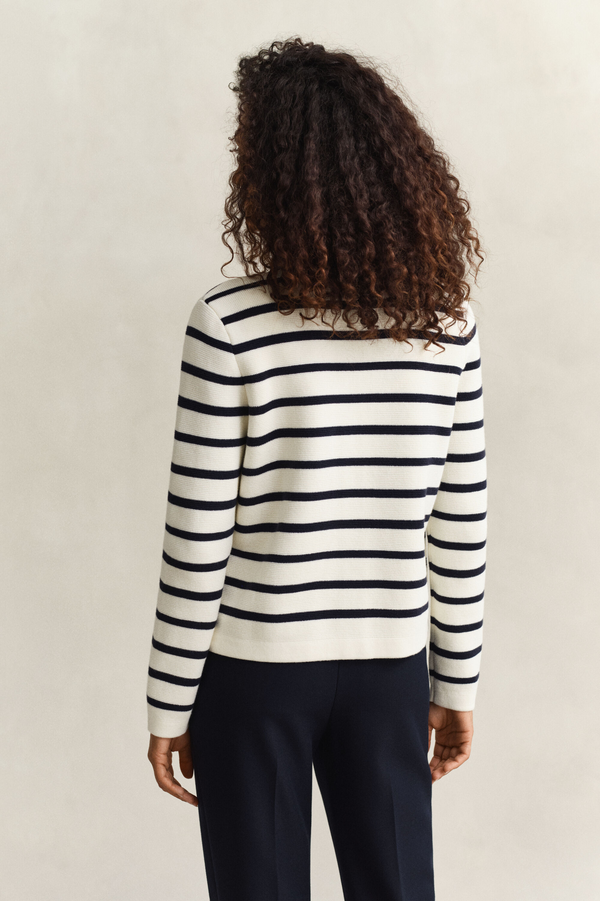 Puuvillainen neulejakku