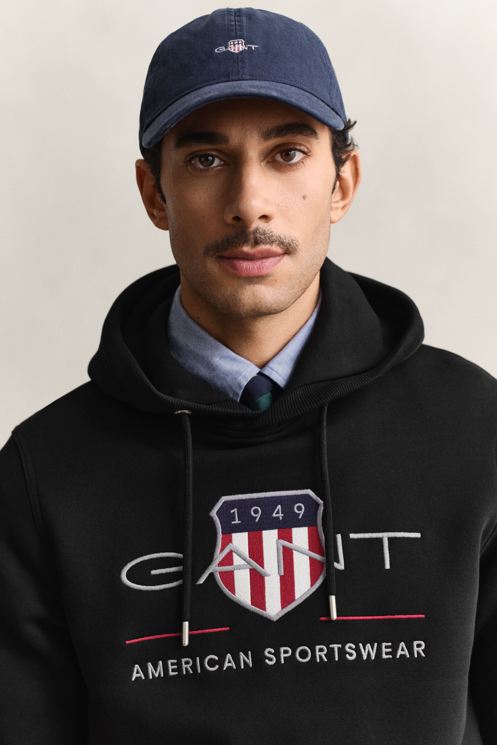 Archive Shield ‑huppari