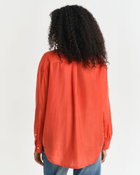 Relaxed fit ‑mitoitettu Habotai-silkkipaita