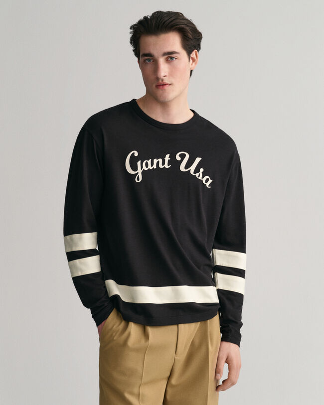 Pitk&auml;hihainen Script Graphic ‑t‑paita