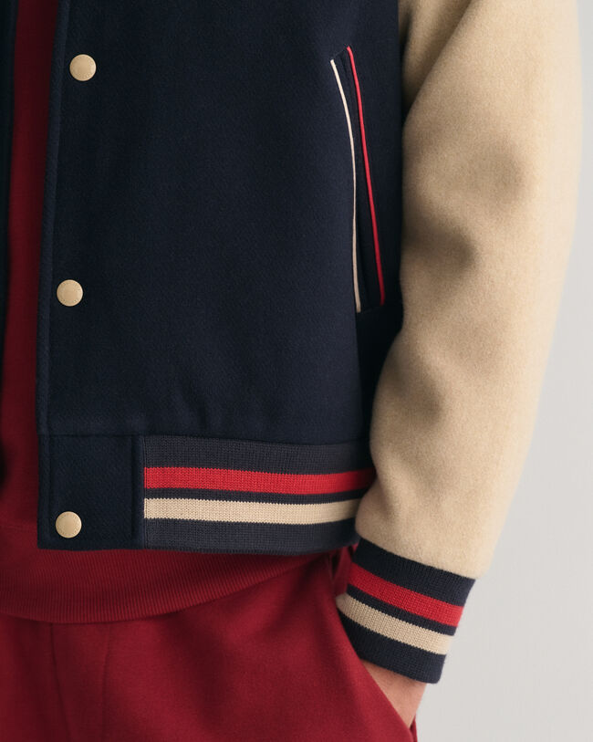 Villakankainen GANT Varsity Jacket