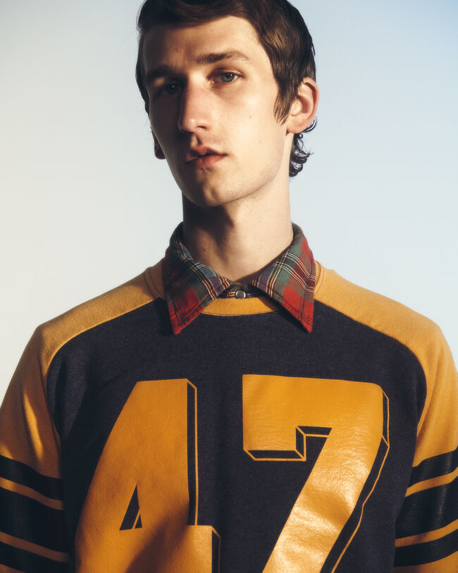 Wrangler x GANT ‑malliston Heavy-t-paita painatuksella