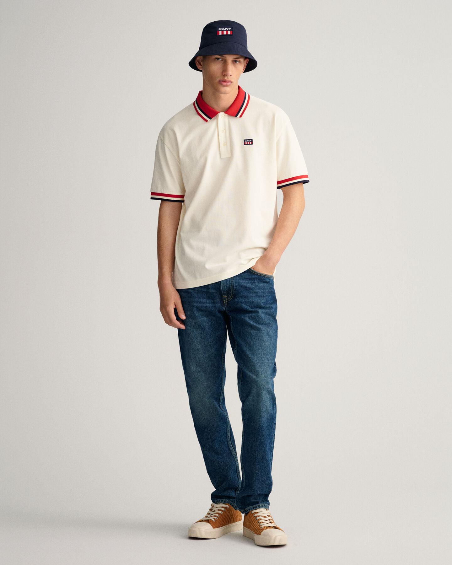 Kalastajanhattu polyesteriä