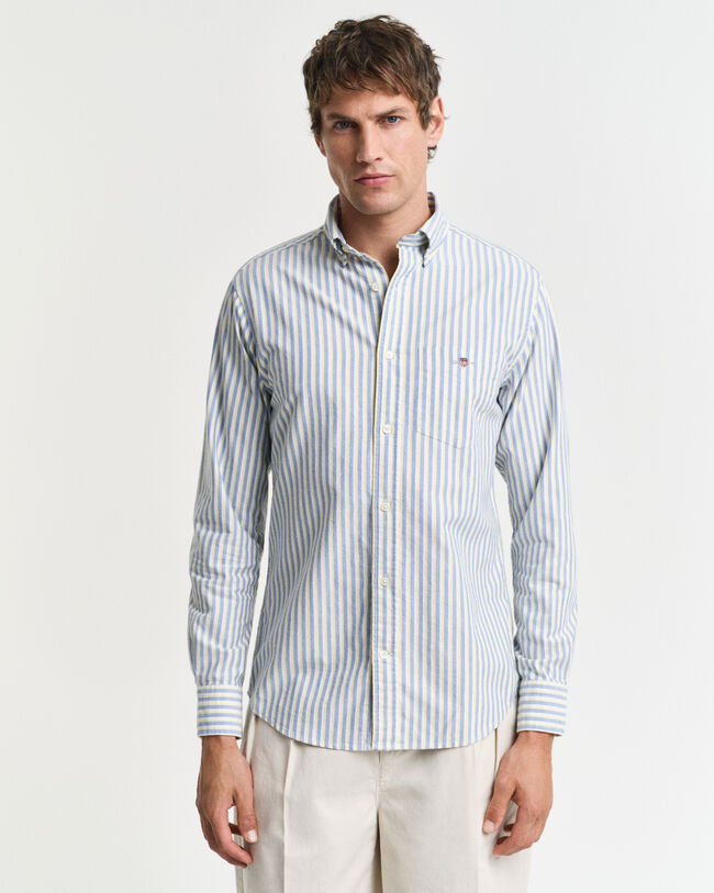 Regular&nbsp;fit ‑mitoitettu raidallinen klassinen oxford-paita