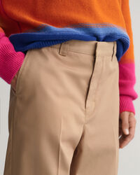 Loose fit -mitoitetut chinot