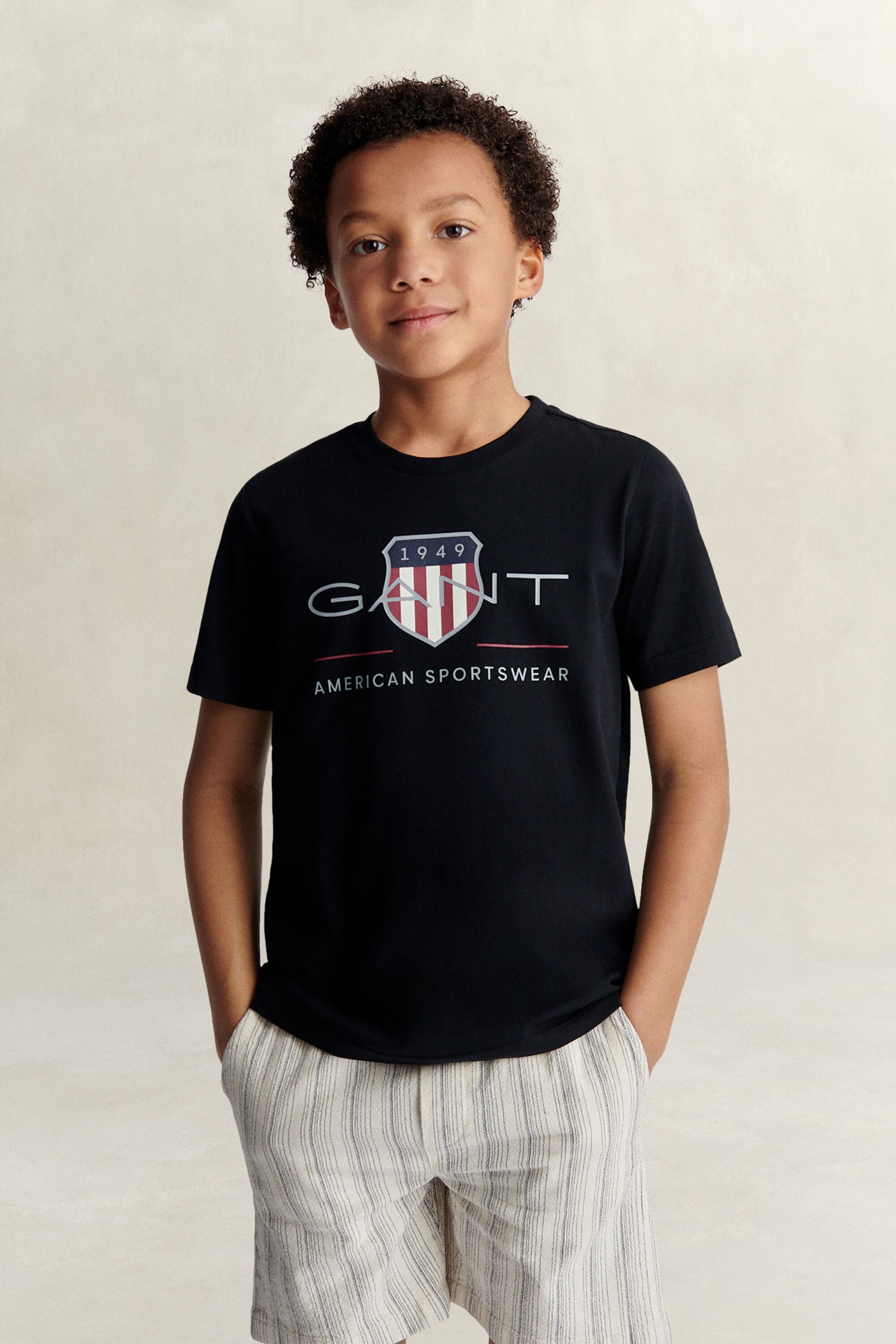 Teens-malliston Archive Shield ‑t‑paita