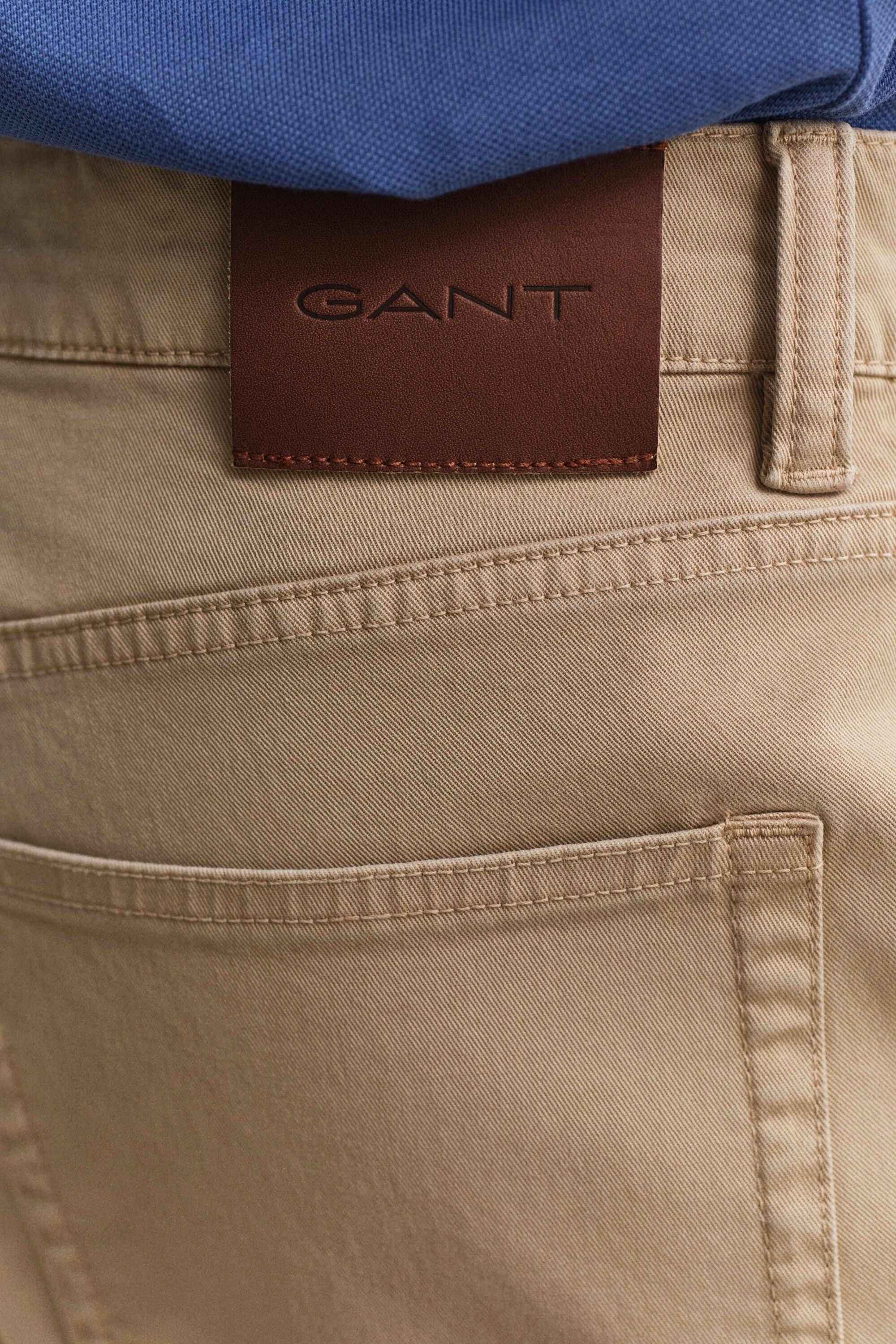 Regular fit ‑mitoitetut Desert-farkut