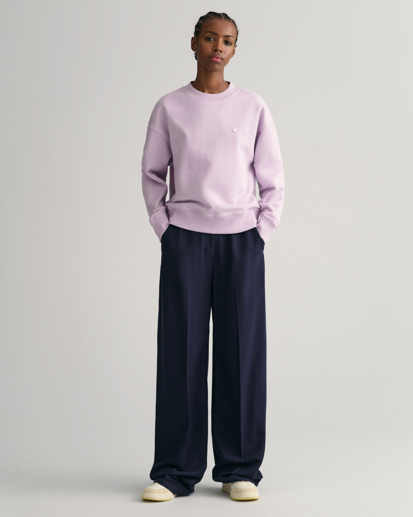 Icon&nbsp;G Essential ‑collegepaita, py&ouml;re&auml; p&auml;&auml;ntie