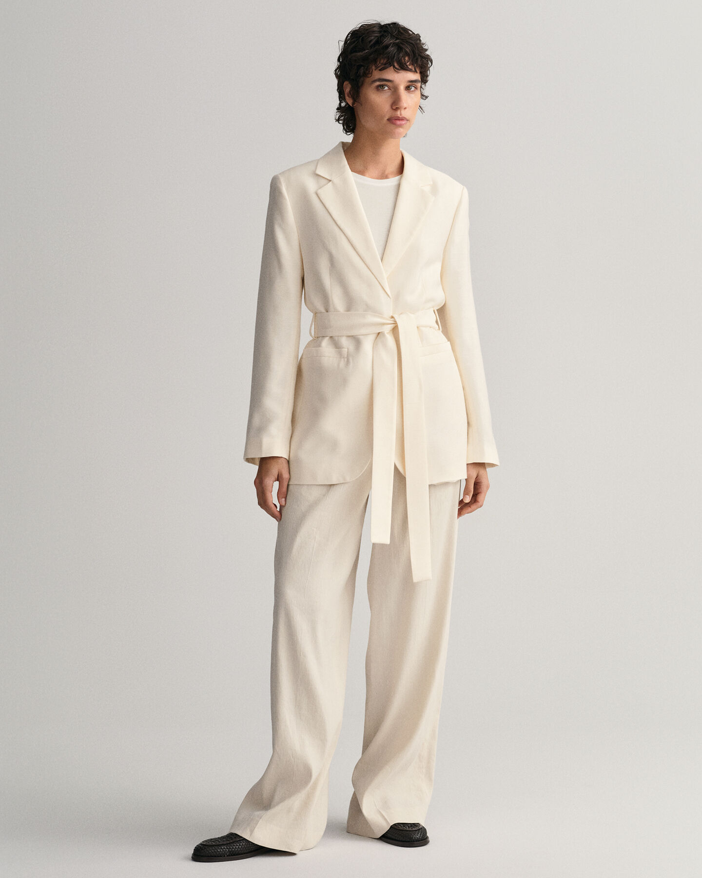 Regular fit -mitoitettu vy&ouml;llinen bleiseri