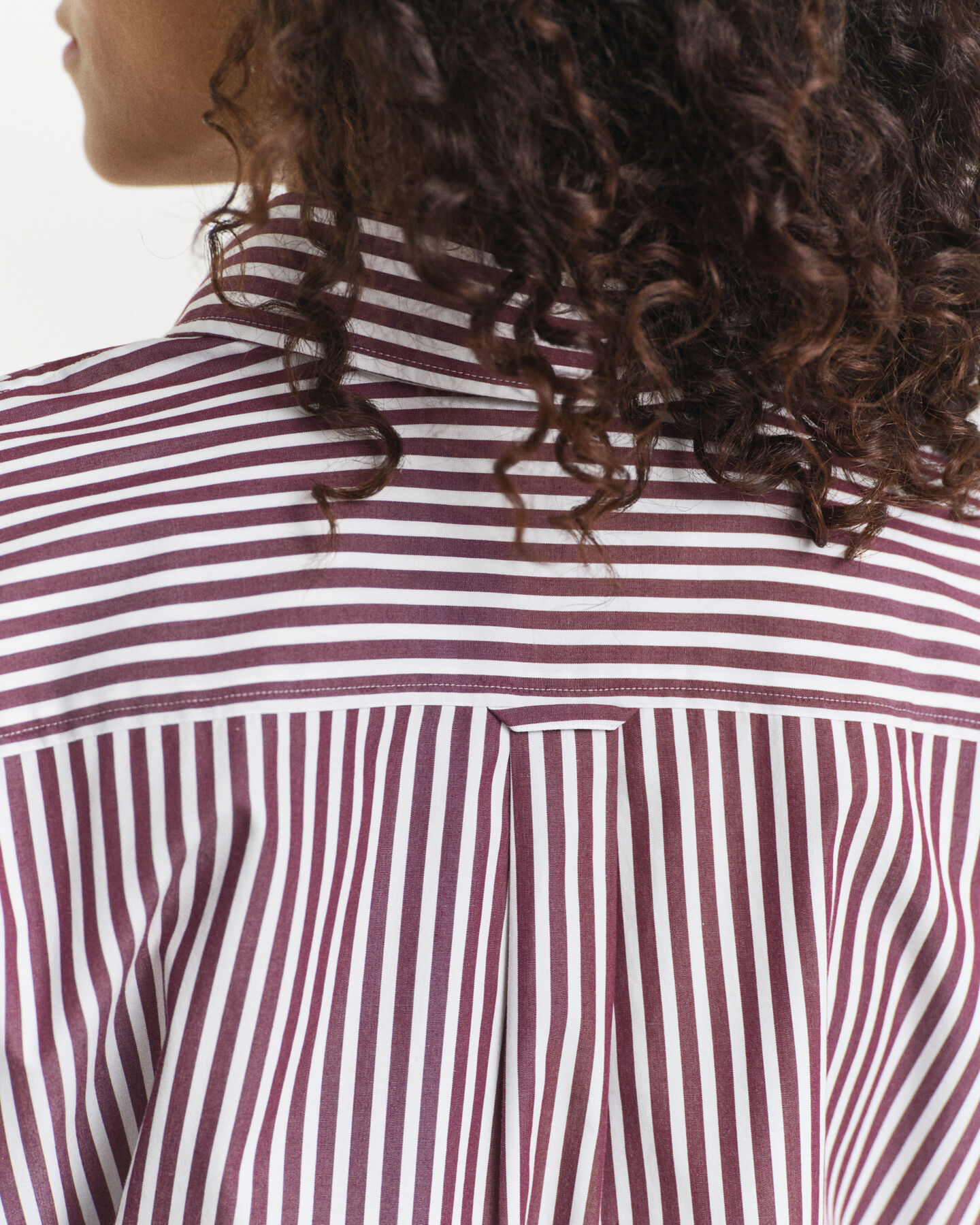 Klassinen popliininen paitamekko ja vyö