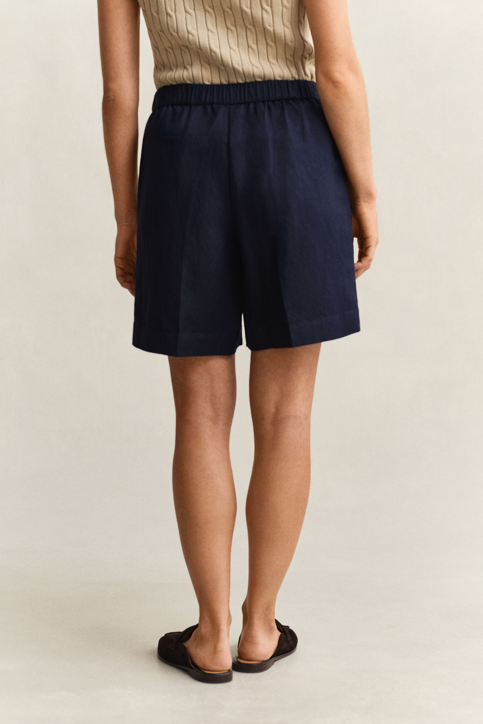 Pellavasekoiteshortsit