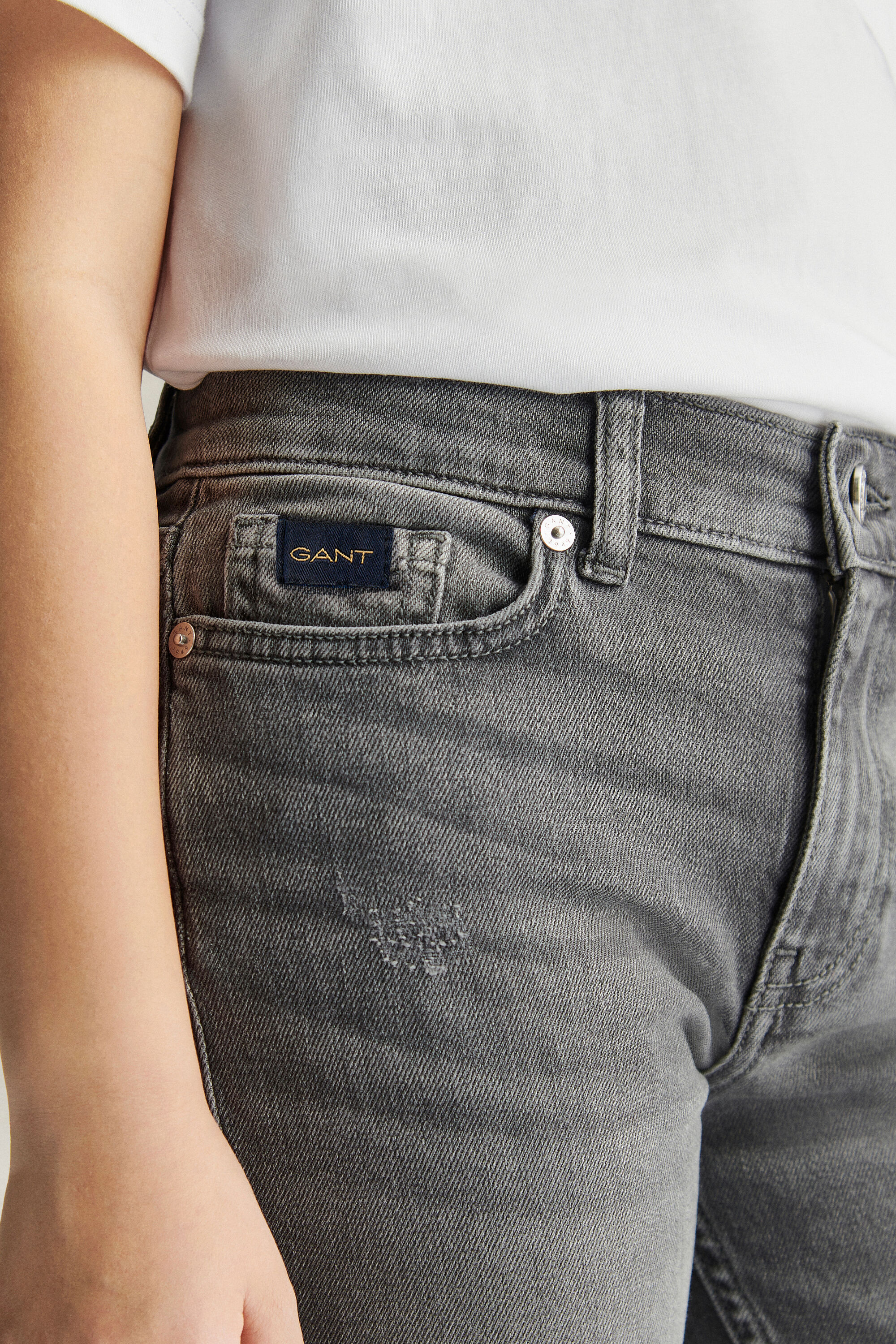 Teen Boys ‑malliston suorat farkut