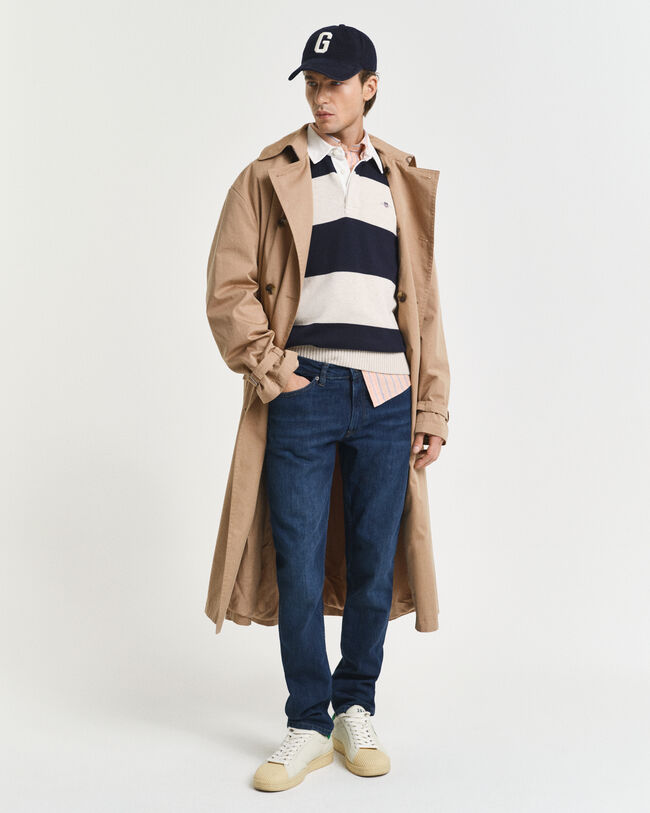 Slim fit ‑mitoitetut farkut