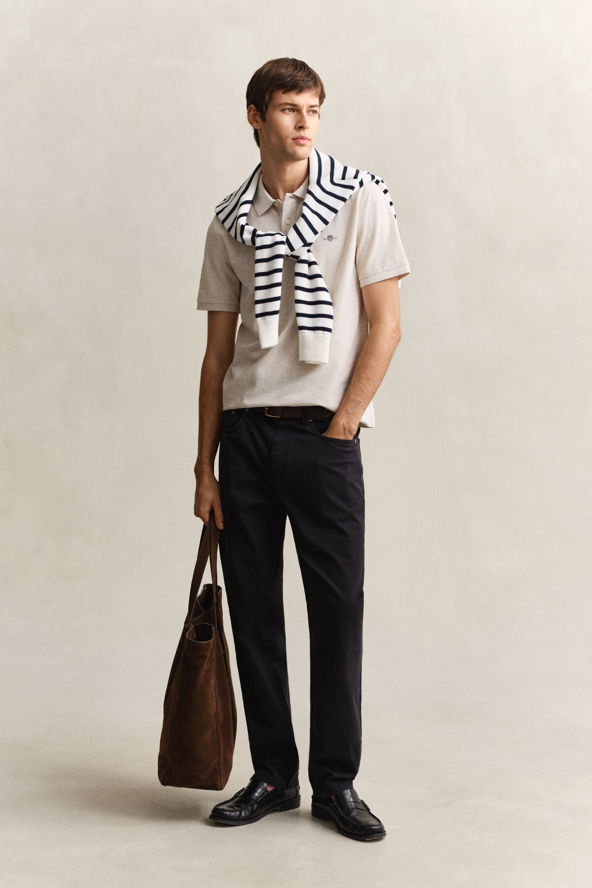 Regular fit ‑mitoitettu pikeepaita