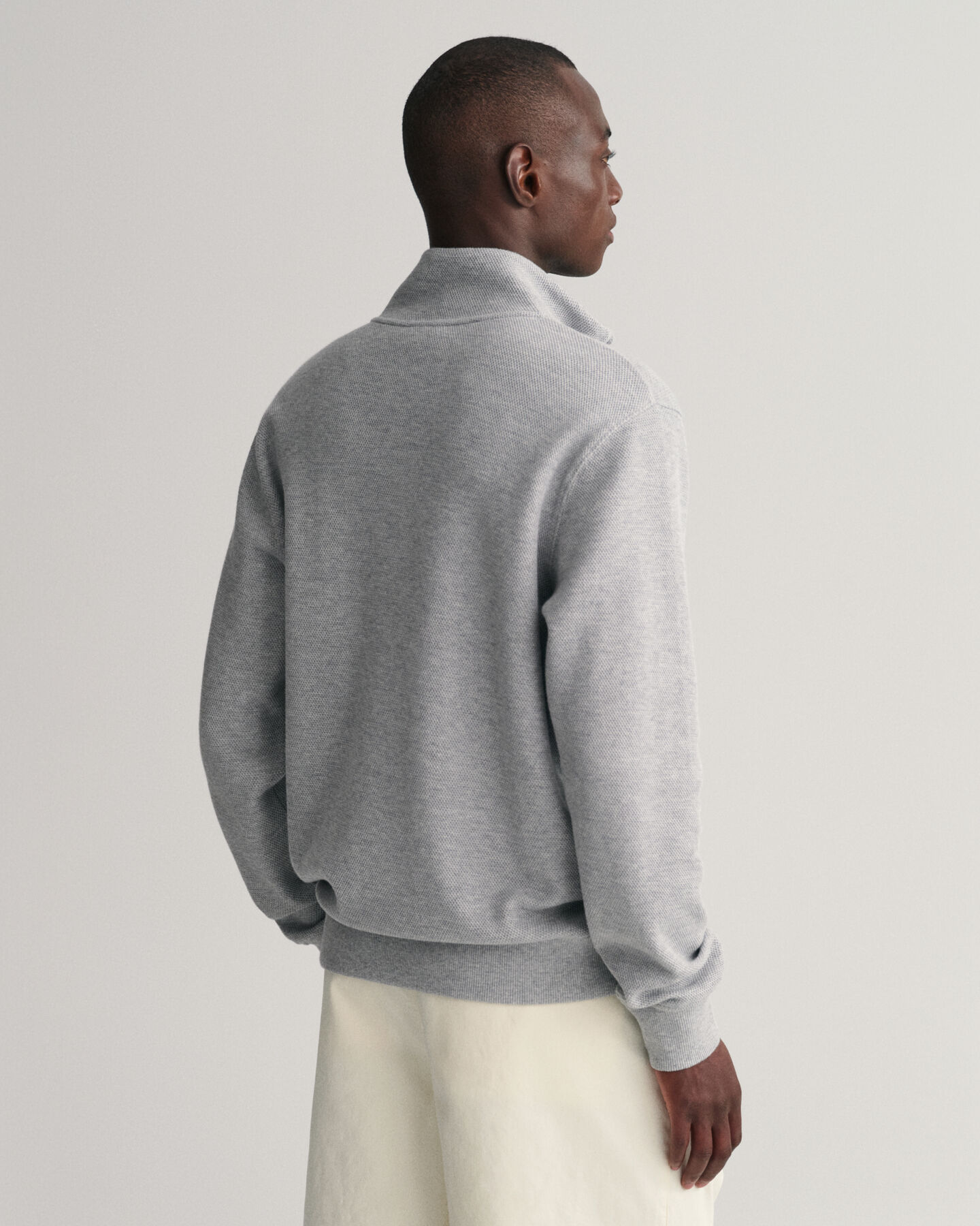 Vohvelipintainen collegepaita, jossa vetoketjullinen p&auml;&auml;ntie