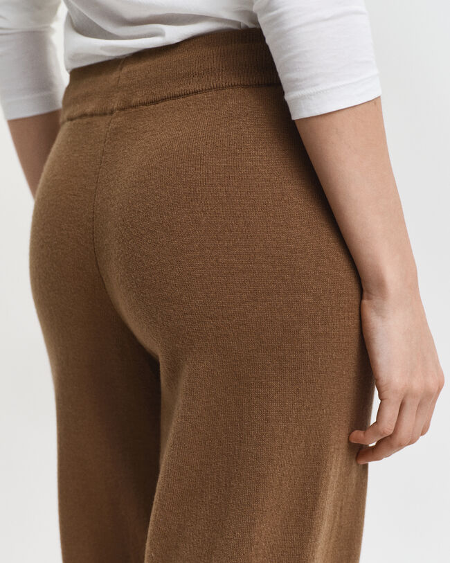 Karitsanvillaiset housut