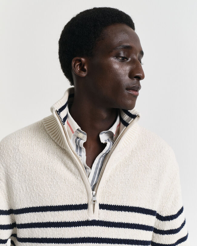 Raidallinen Slub-puuvillaneule vetoketjukauluksella