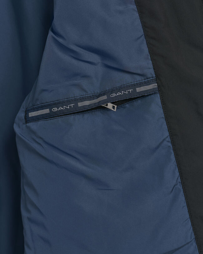 Windcheater-tikkiliivi