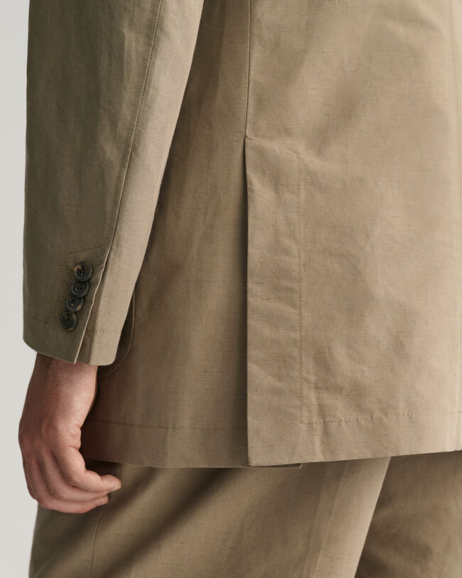 Oversized fit ‑mitoitettu kaksirivinen Safari-bleiseri