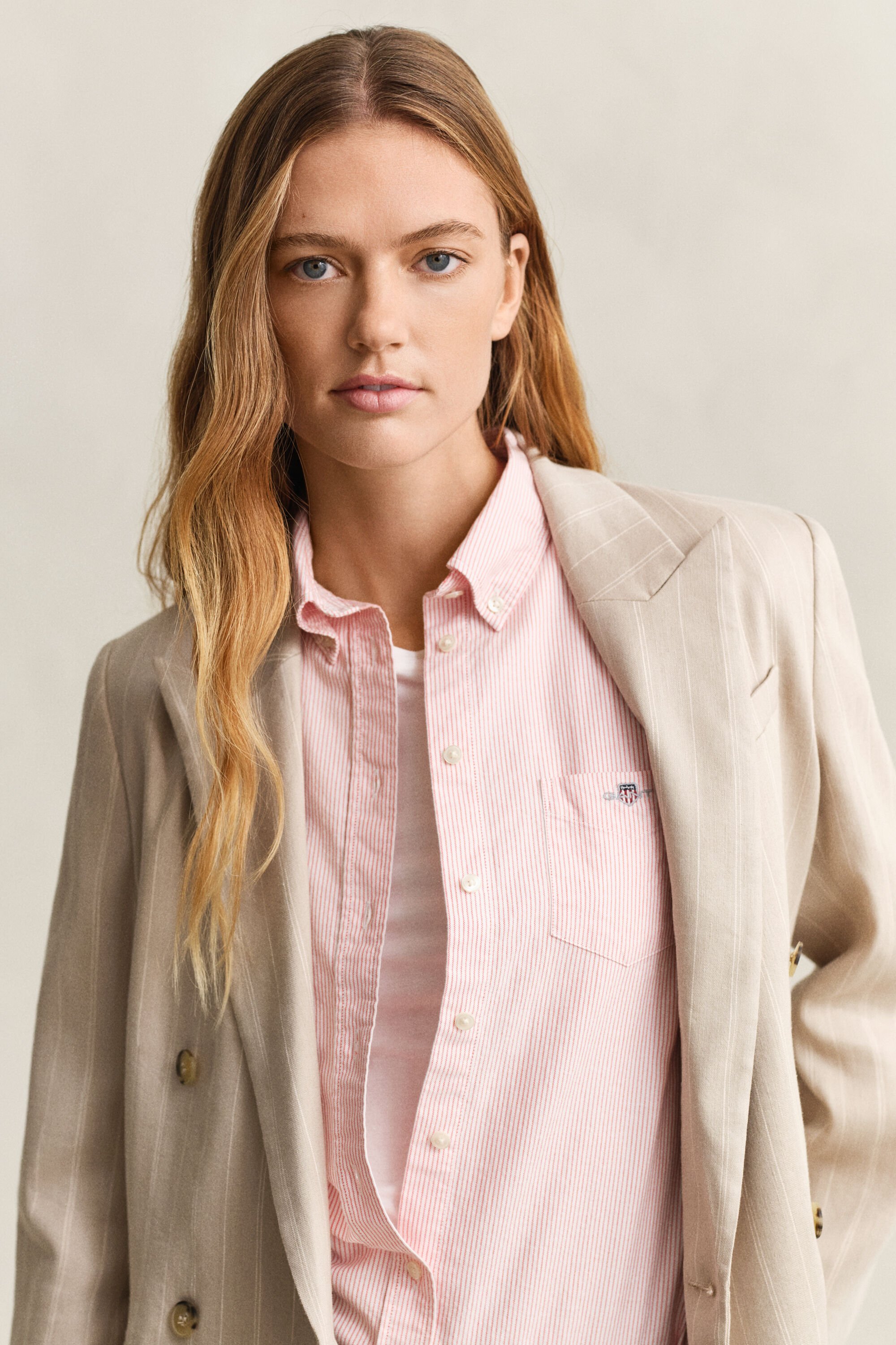 Regular fit ‑mitoitettu raidallinen Classic-oxford-paita