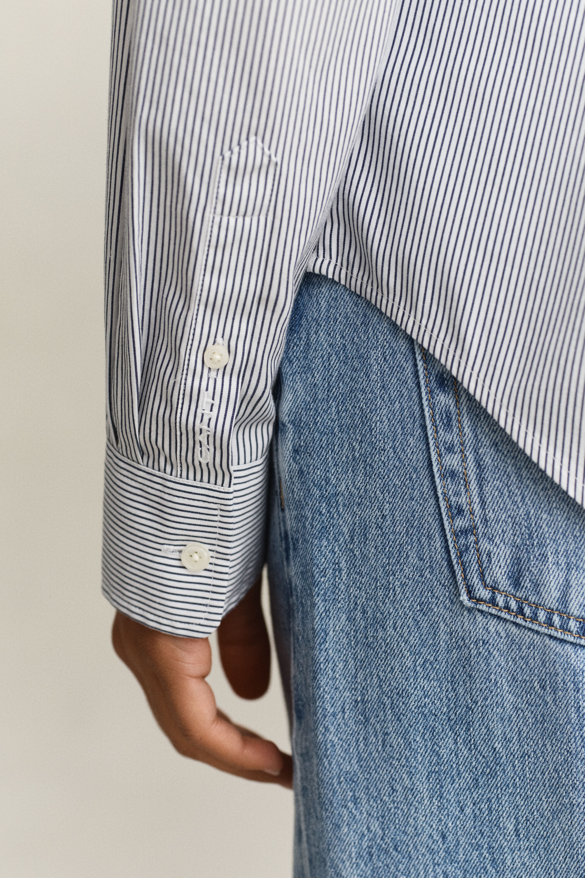 Raidallinen röyhelöpaita puuvillaa