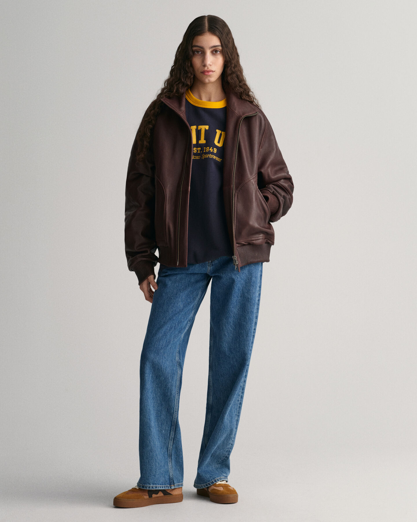 GANT USA ‑collegepaita, jossa pyöreä pääntie