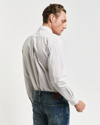 Regular fit ‑mitoitettu raidallinen klassinen oxford-paita