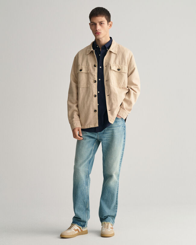 Regular&nbsp;fit ‑mitoitettu lyhythihainen paita puuvillapellavaa