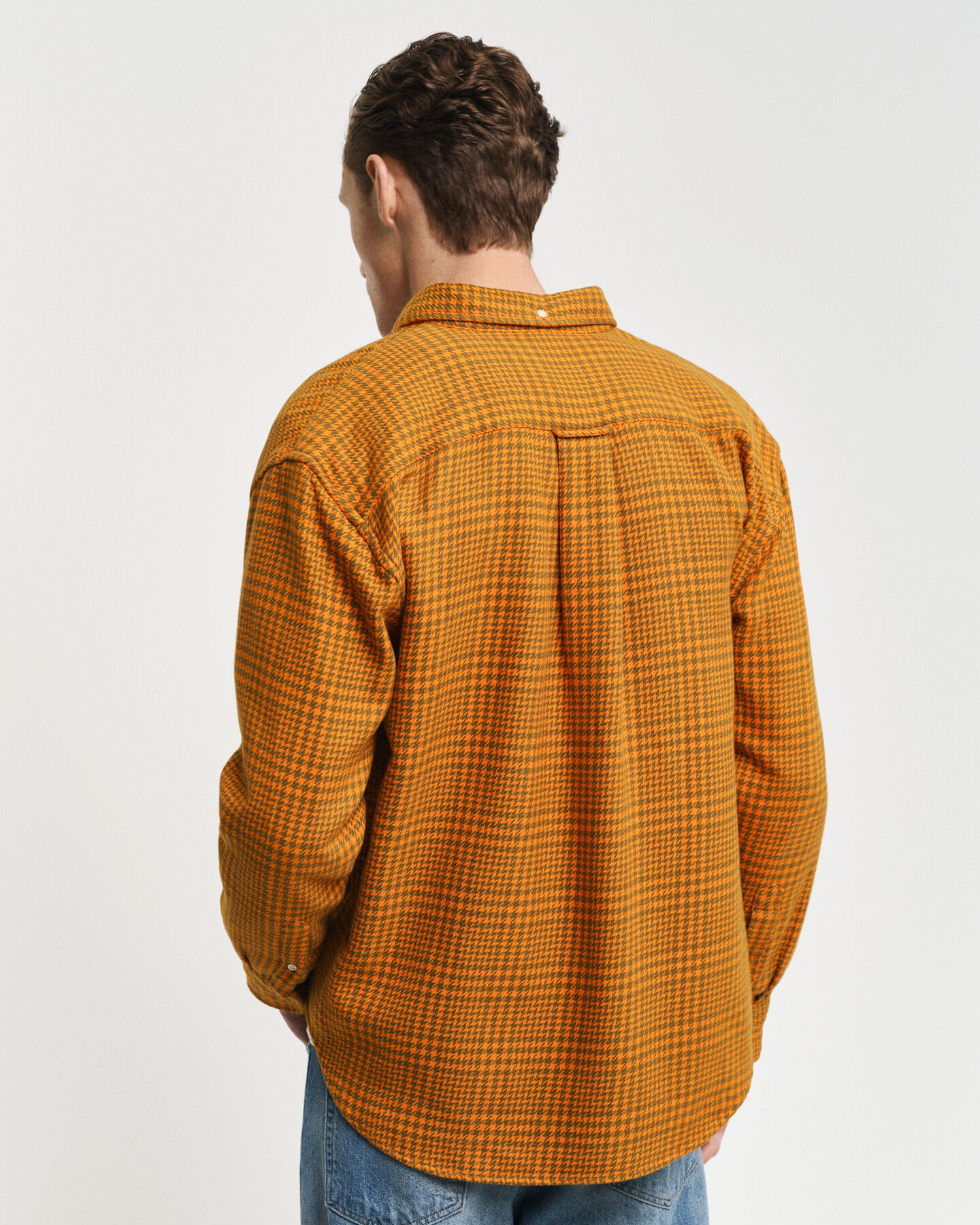 Relaxed&nbsp;fit ‑mitoitettu kukonaskelkuvioinen paita