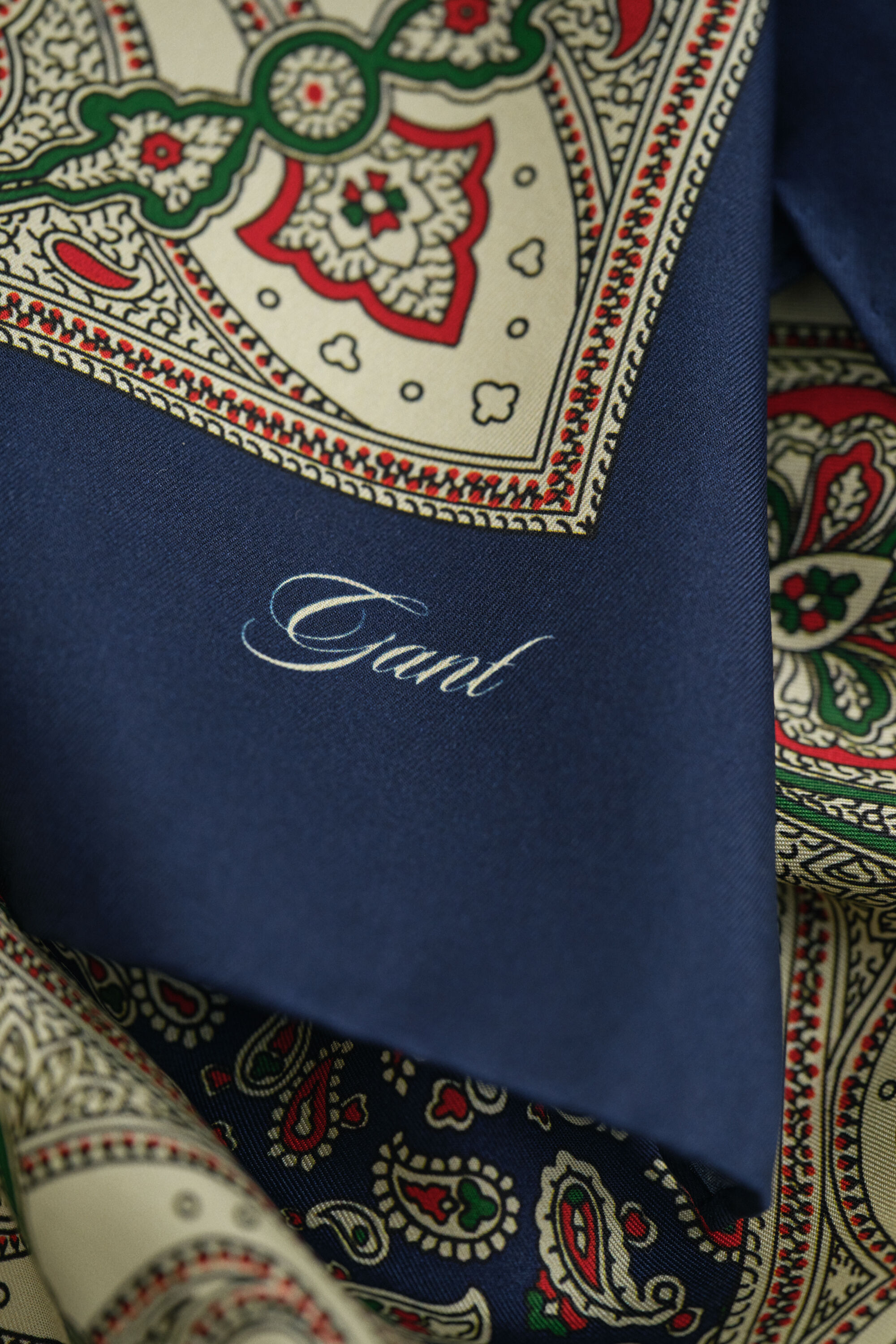 Paisley-kuvioitu huivi