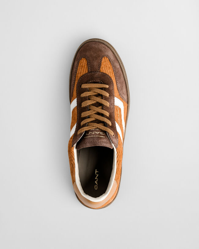 Cuzima-tennarit mokkanahasta ja vakosametista