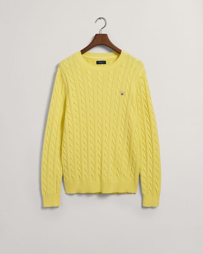 Puuvillainen palmikkoneulepusero, jossa py&ouml;re&auml; p&auml;&auml;ntie