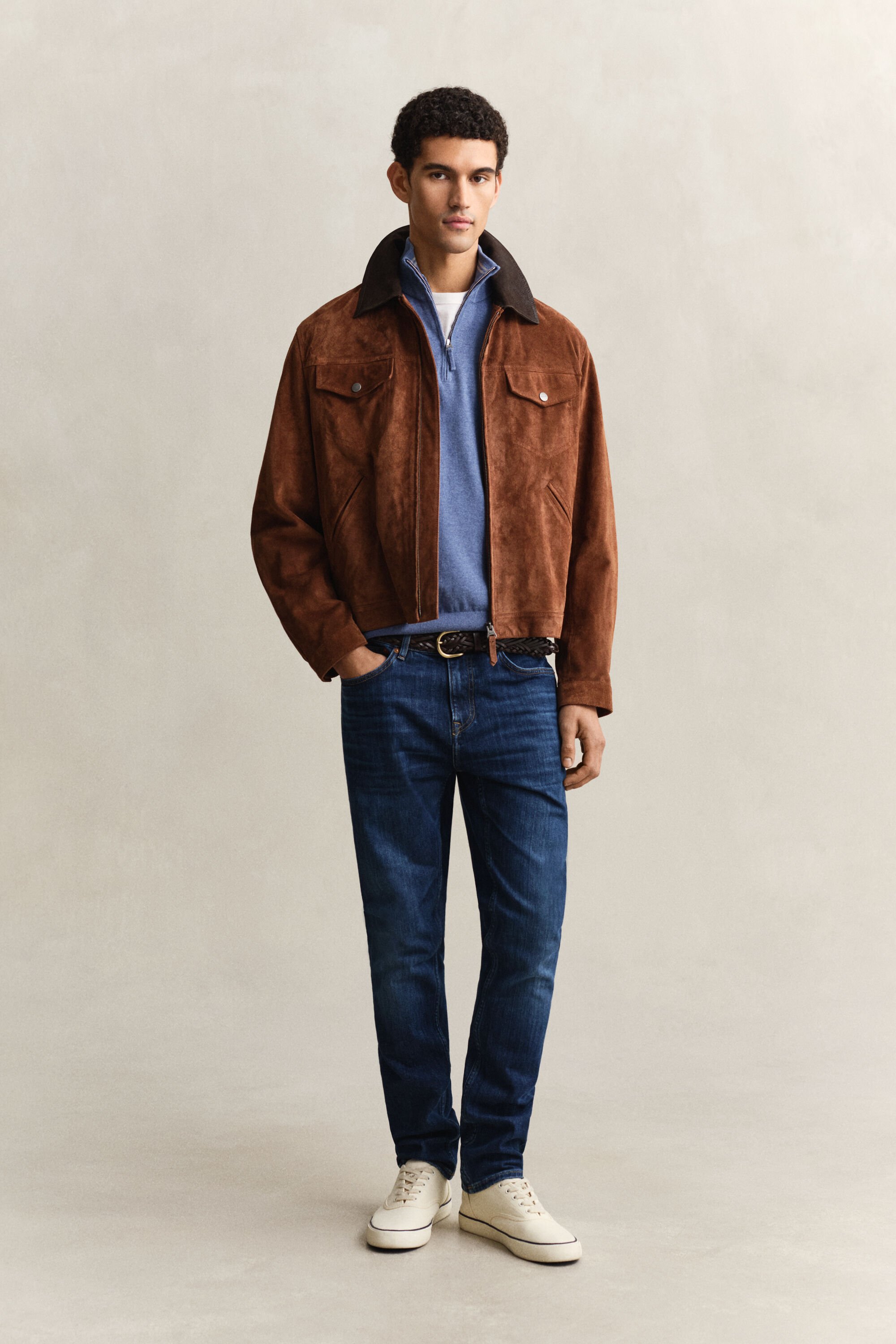 Klassinen puuvillaneulepusero puolivetoketjulla