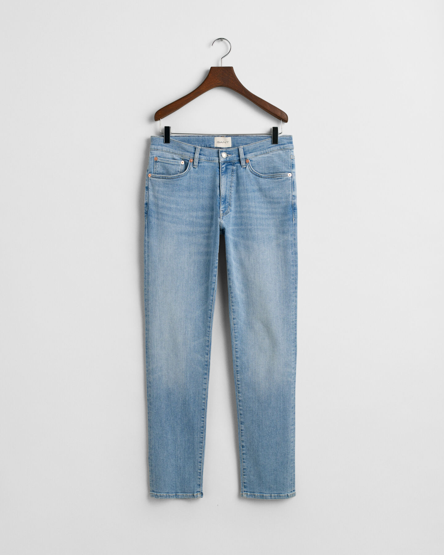 Extra slim fit ‑mitoitetut Active Recover -farkut