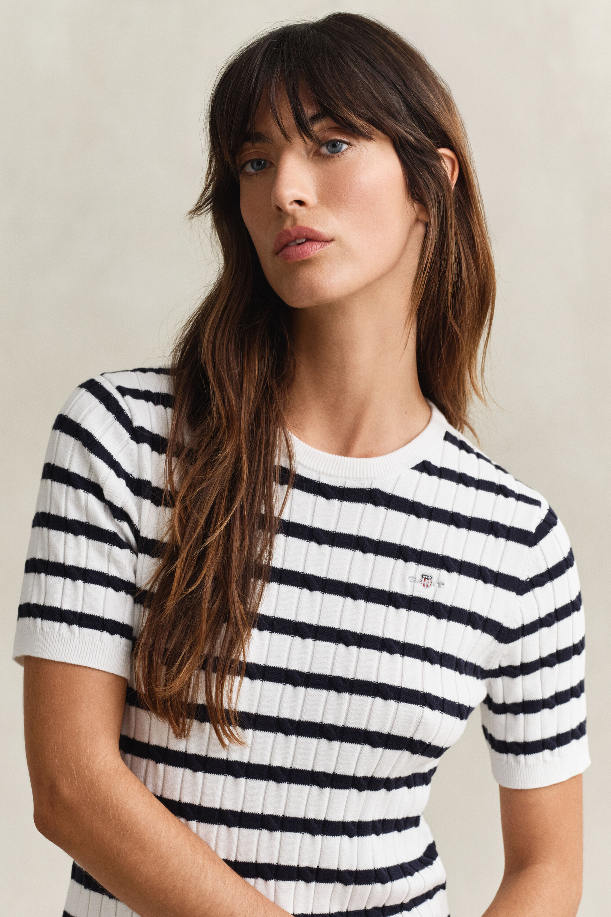 Puuvillainen palmikkoneulemekko