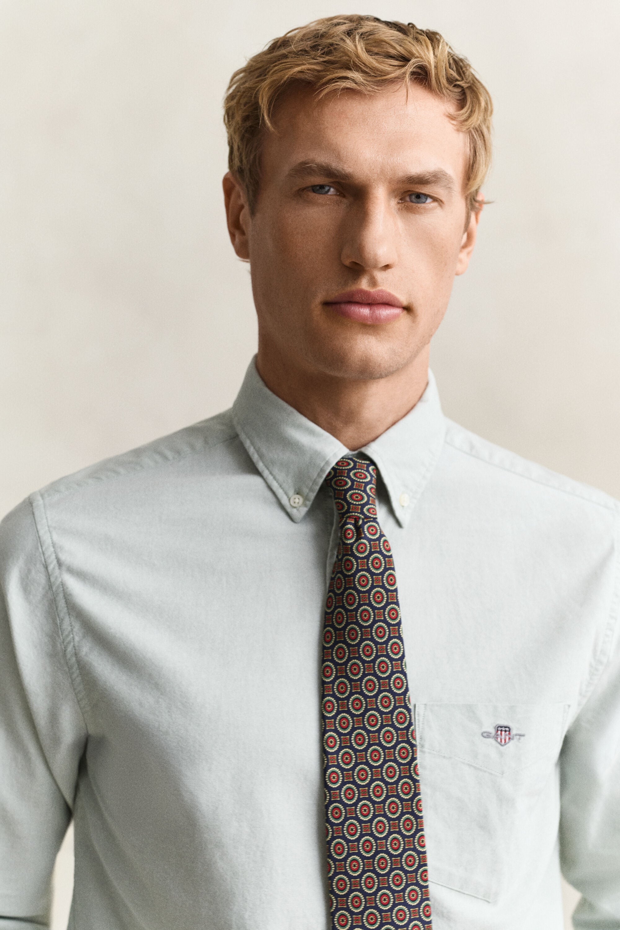 Regular fit ‑mitoitettu klassinen oxford-paita