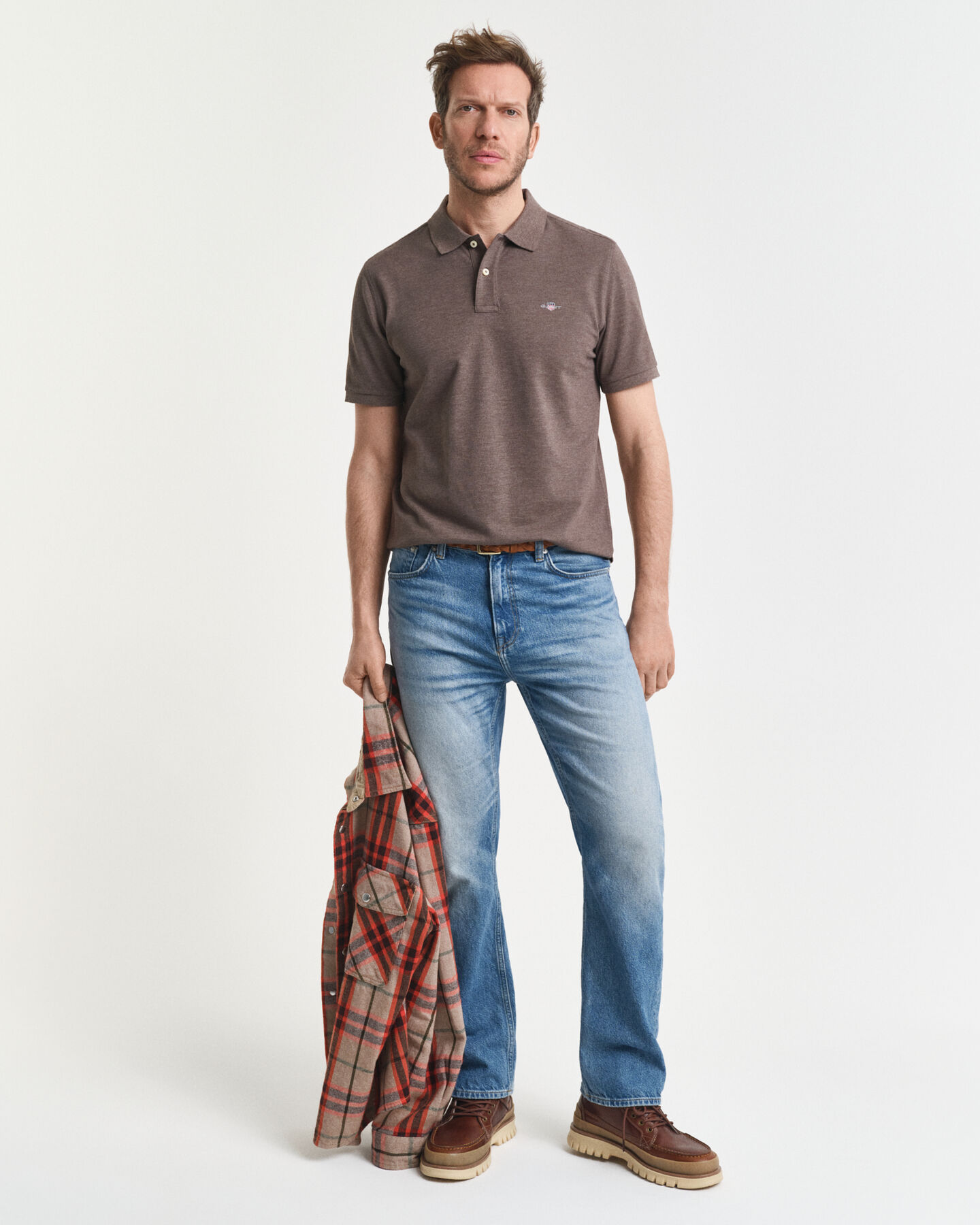 Regular fit -mitoitettu Shield-pikeepaita