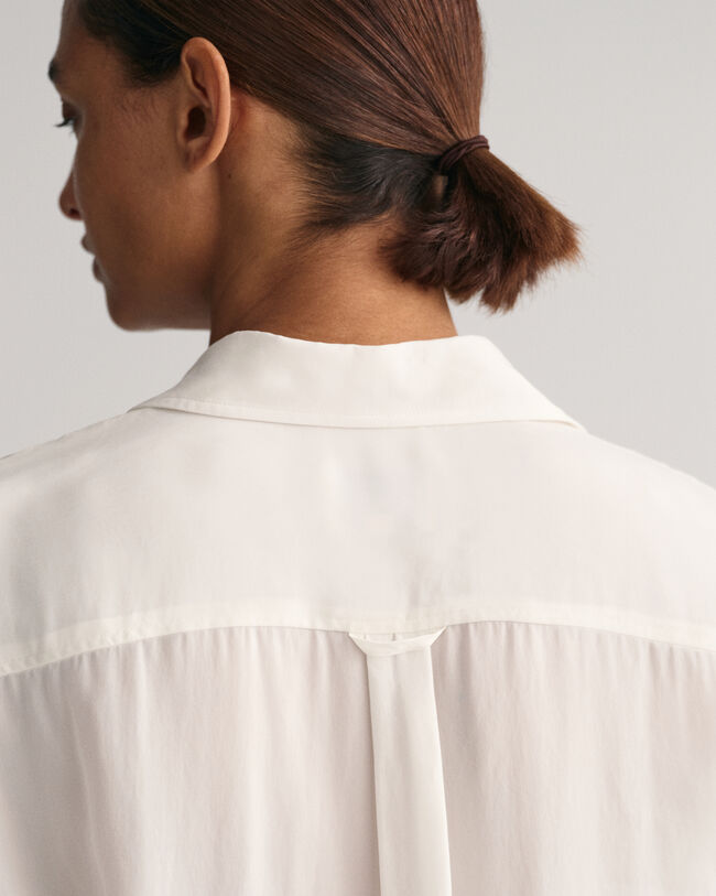 Relaxed fit ‑mitoitettu utility-paita