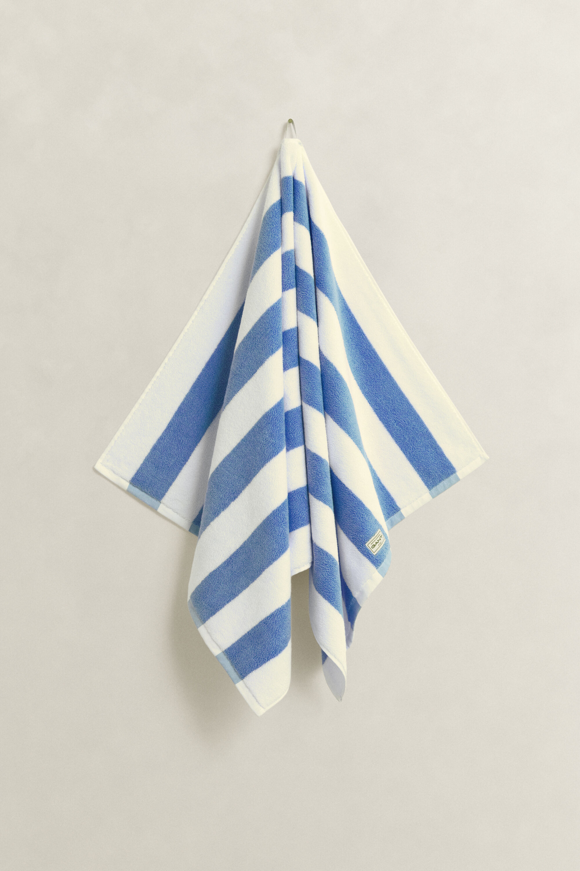 Raidallinen pyyhe (70 cm x 140 cm)