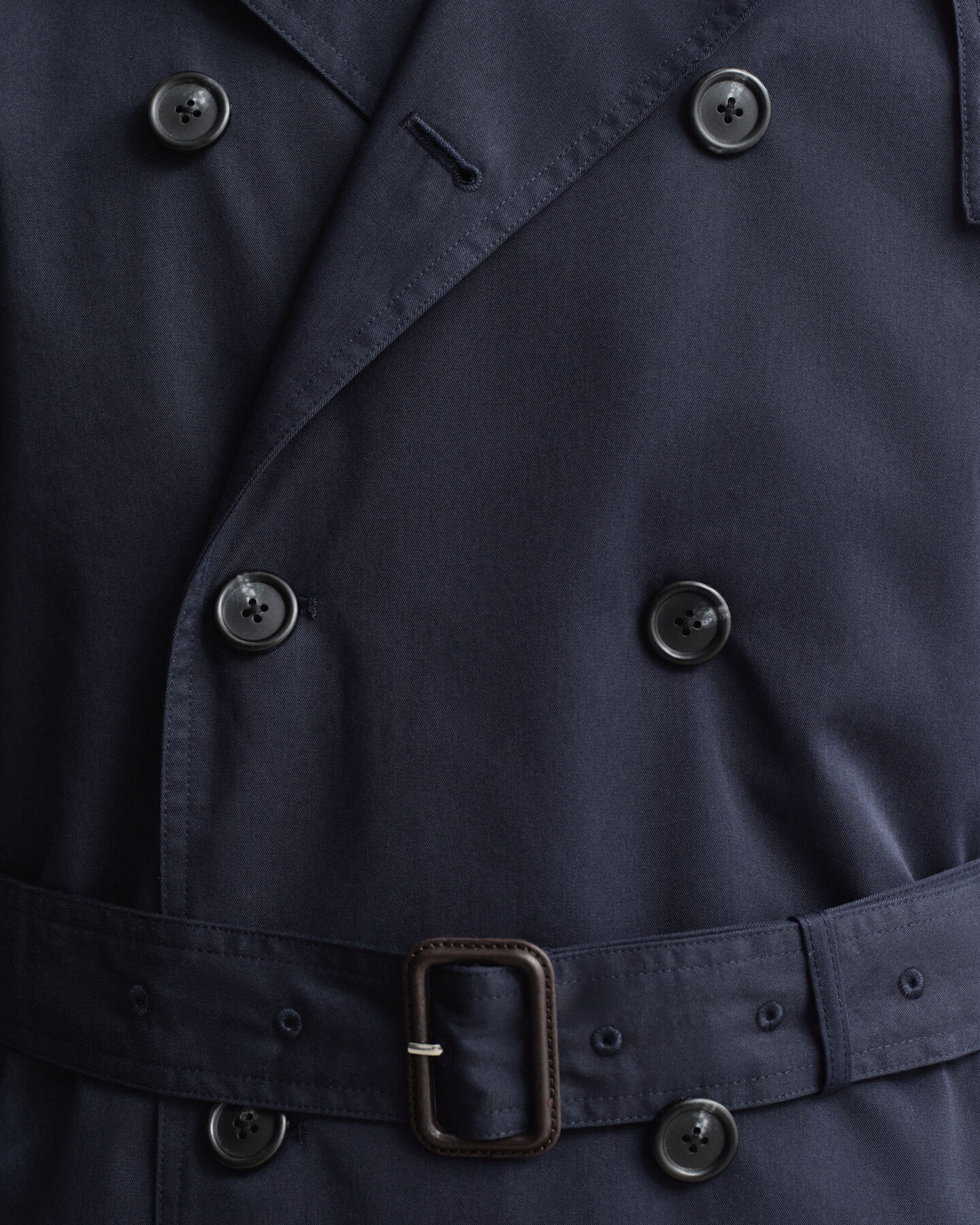 Puuvillasekoitteinen trenssitakki