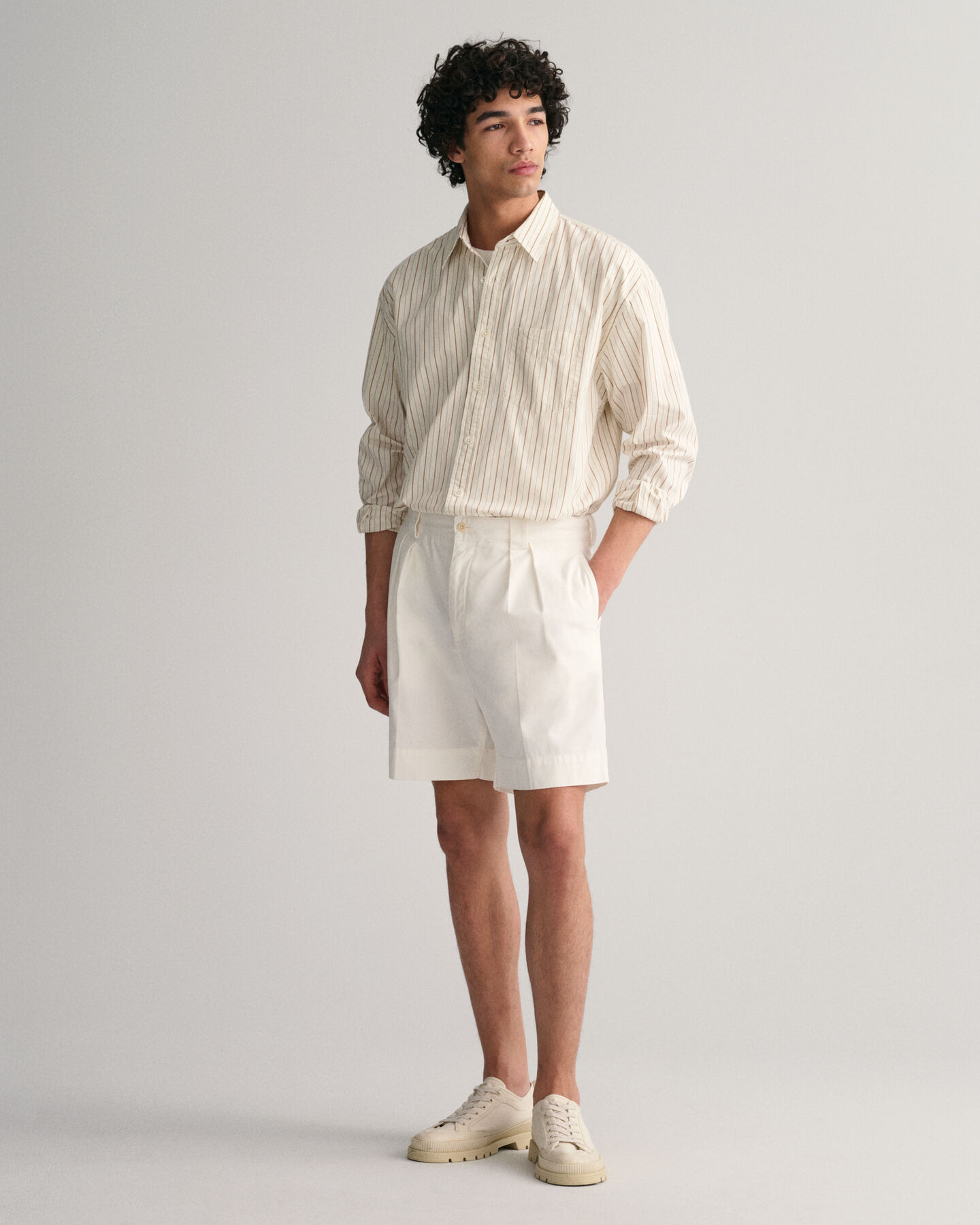 Tvillichinoshortsit laskoksilla