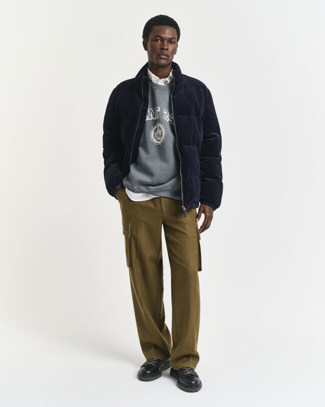 Graphic-collegepaita, pyöreä pääntie