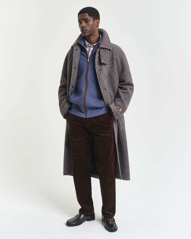 Vetoketjullinen joustinneuletakki