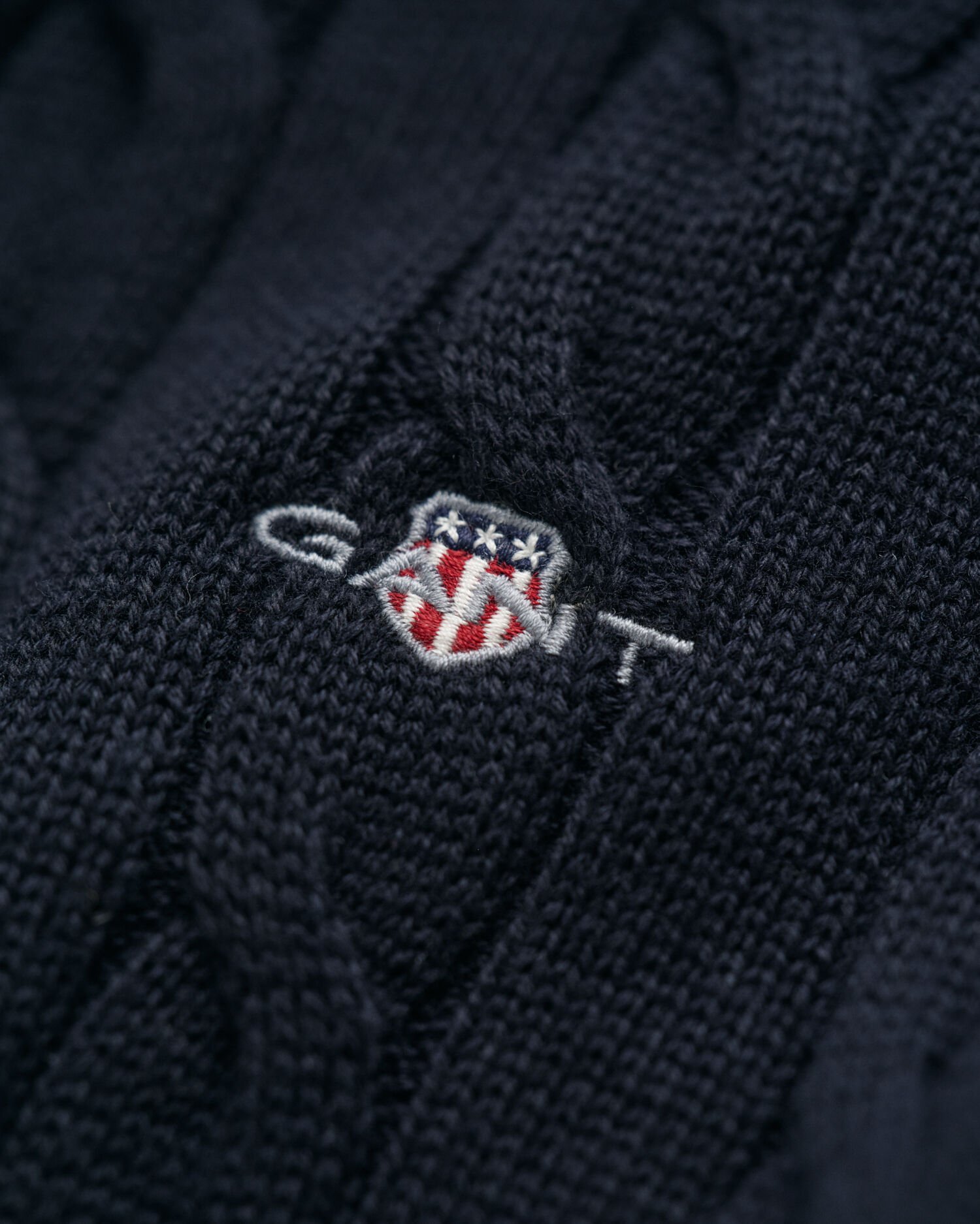 Teens-malliston vetoketjukauluksellinenpalmikkoneule puuvillaa