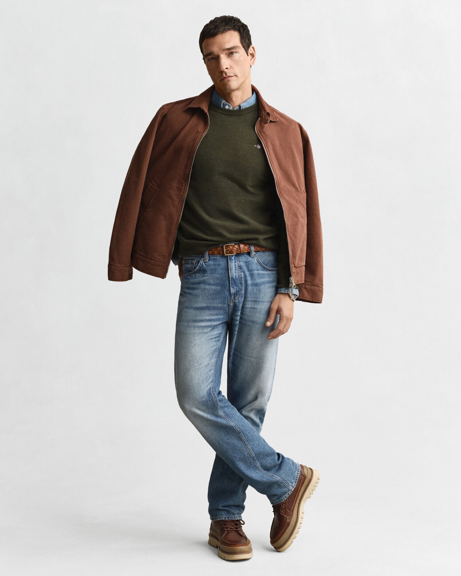 Ohut lampaanvillaneule, pyöreä pääntie