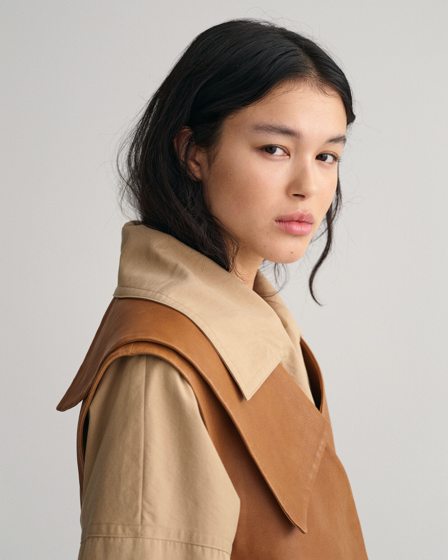 Pelkistetty nahkaliivi