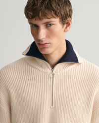 Ribbineulepusero puolivetoketjulla