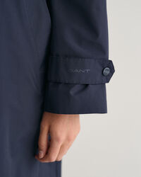 Tuulenpitävä autotakki