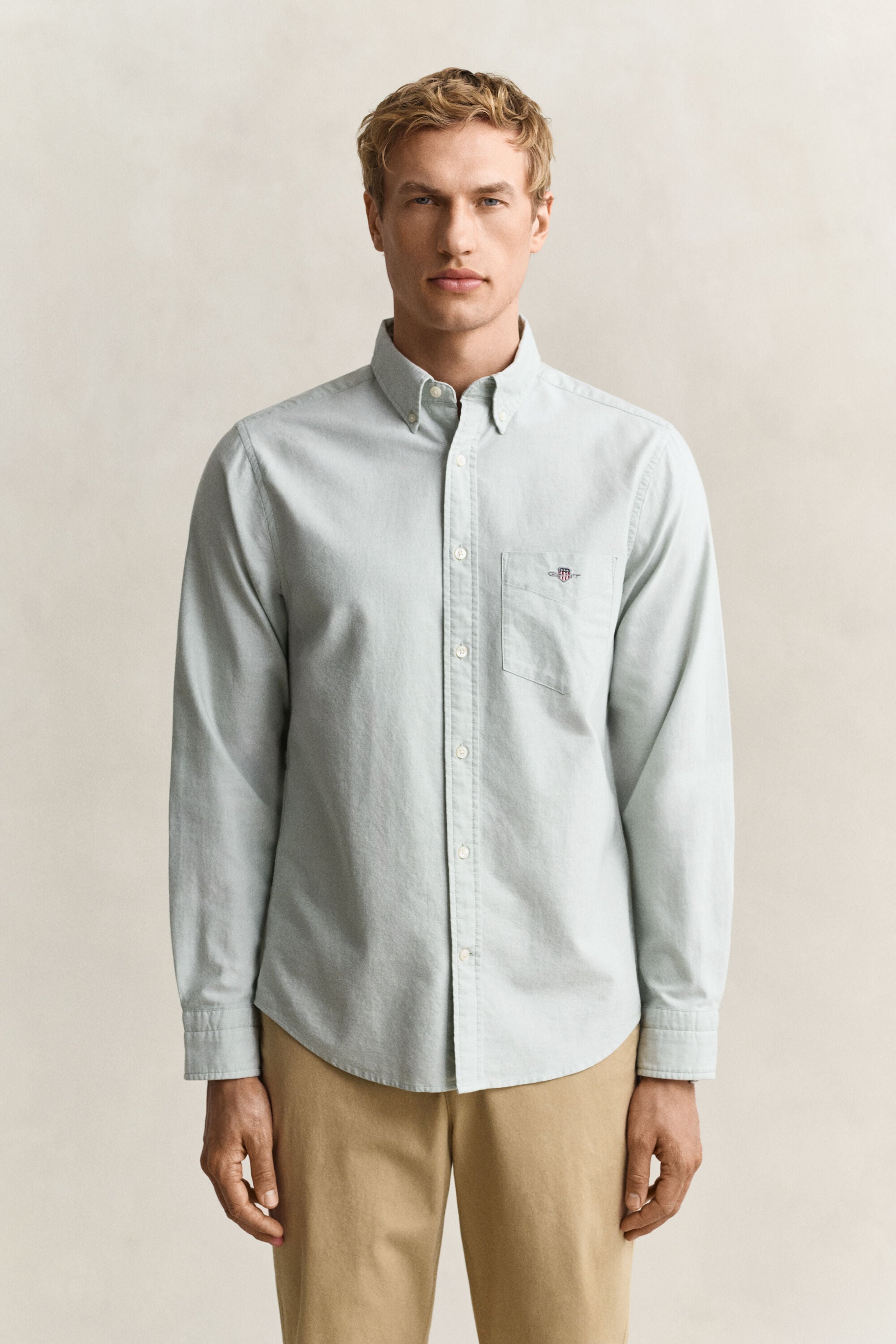 Regular fit ‑mitoitettu klassinen oxford-paita