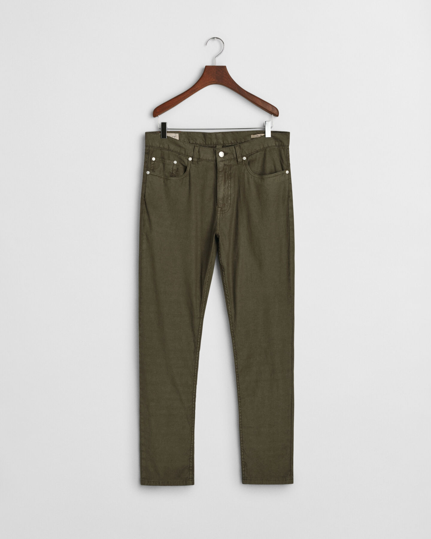 Slim&nbsp;fit ‑mitoitetut puuvilla-pellavafarkut